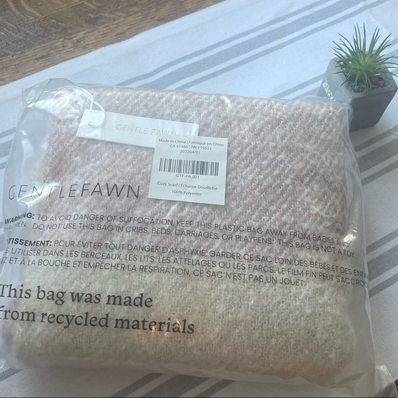 Gentle Fawn Huntingon Pink & Taupe/Cream toned cozy scarf - Picture 9 of 11